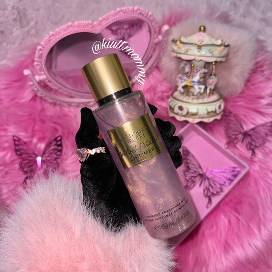 Victoria’a Secret velvelt petals SHIMMER