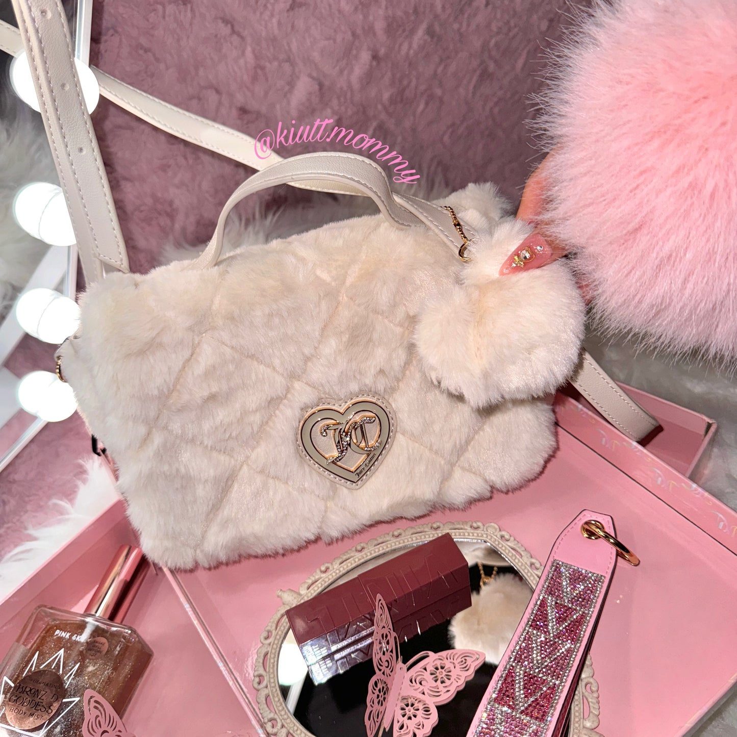 Juicy couture fluffy bag