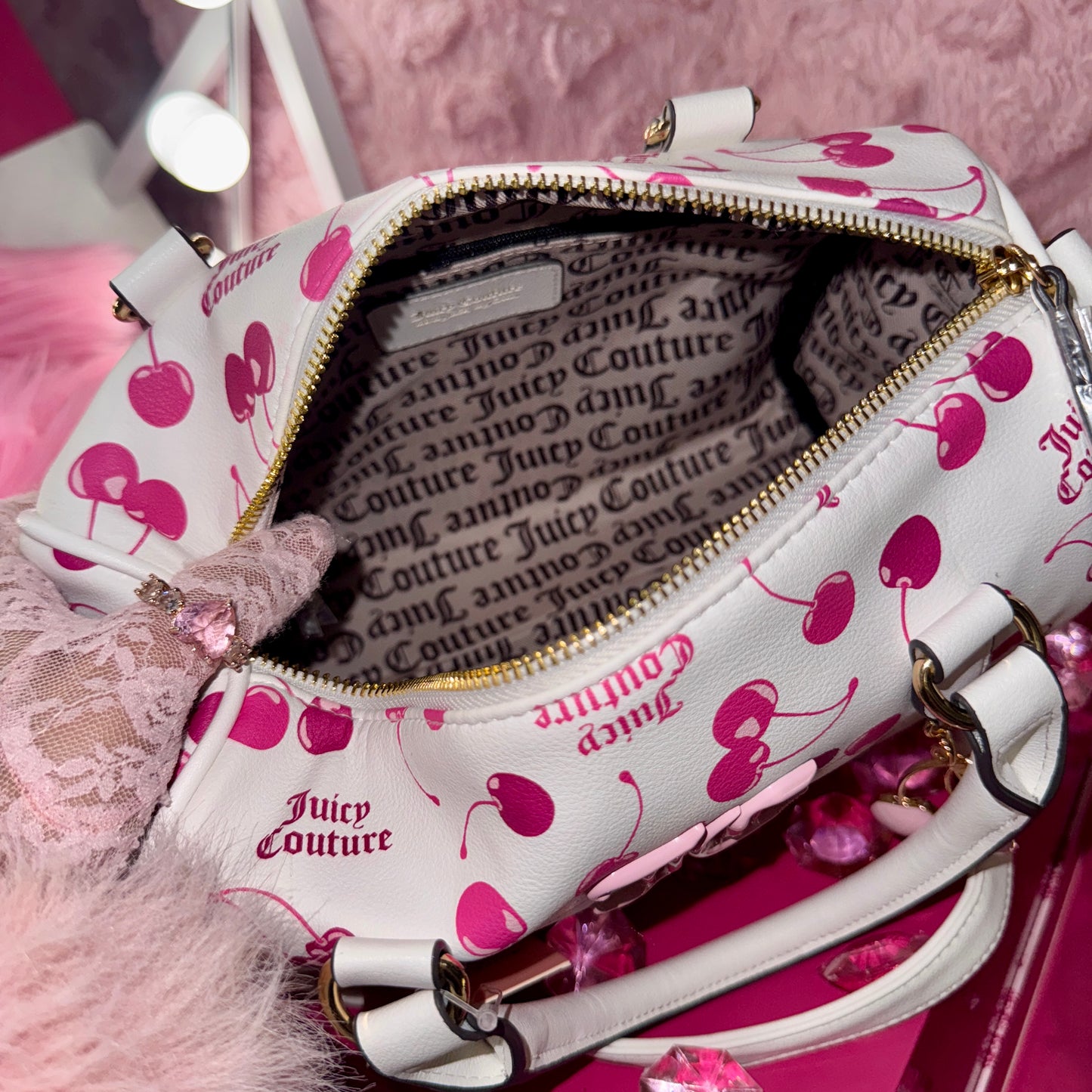 Juicy Cherry bag🎀