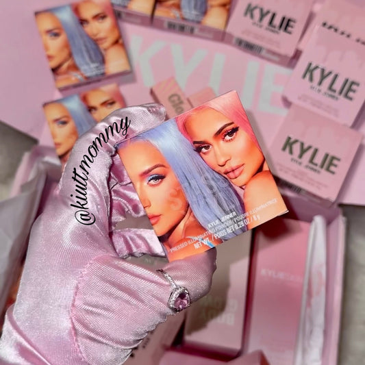 KYLIE x STASSIE ILUMINADOR