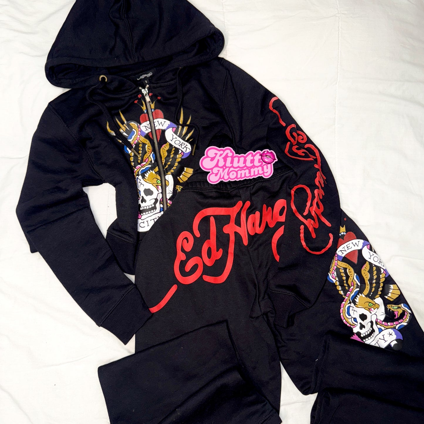 Set HARDY 🖤 letras ROJAS